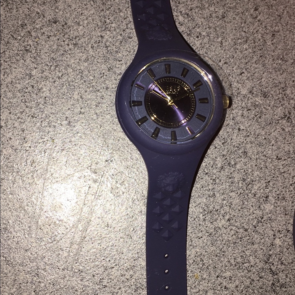 Versace Watch - Picture 3 of 4